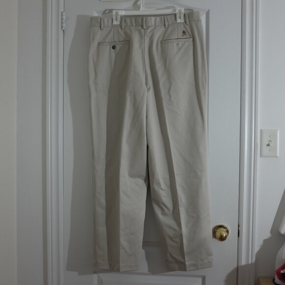 Tommy Hilfiger Classic Beige Chinos logo Size 38x30 - Picture 3 of 10